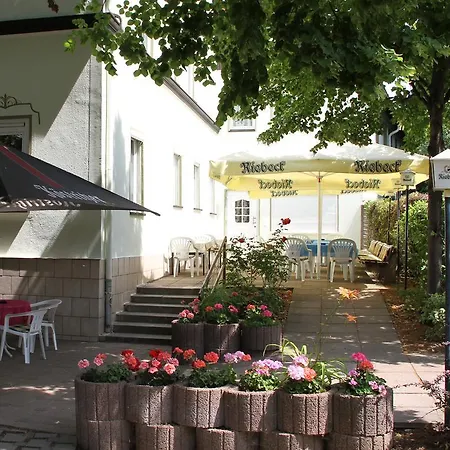 Hotel Garni Zu Melchendorf Ξενοδοχείο 3*